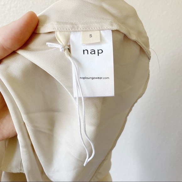 Nap Open Back Crop Top - Picture 7 of 10